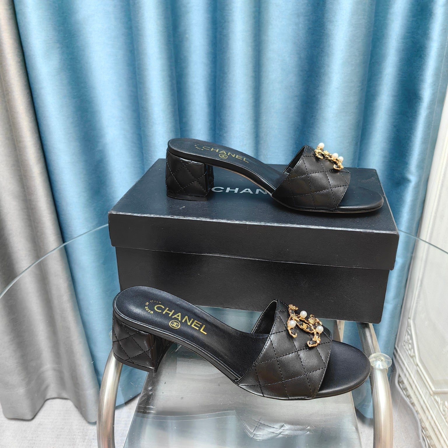 CHANEL MULE SLIDE SANDAL IN BLACK LAMBSKIN